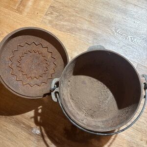 Vintage Wagner Ware Sidney -O- No. 8 Drip Drop Roaster 5QT Dutch Oven 1268 Z